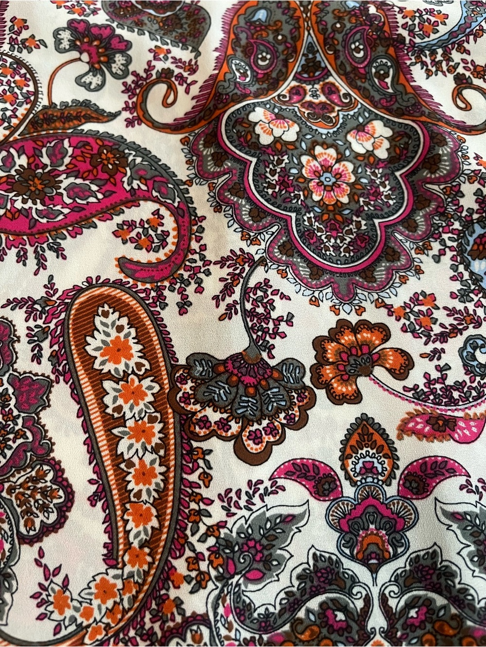 DR2 Paisley Short Sleeve Blouse Scoop Neck Women’s Size Medium - Picture 2 of 15
